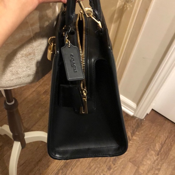 ❌SOLD❌ Coach Zoe Carryll bag/crossbody - Picture 4 of 8
